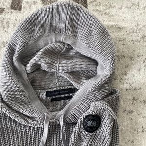 Canada Goose women’s XL grey hooded sweater.